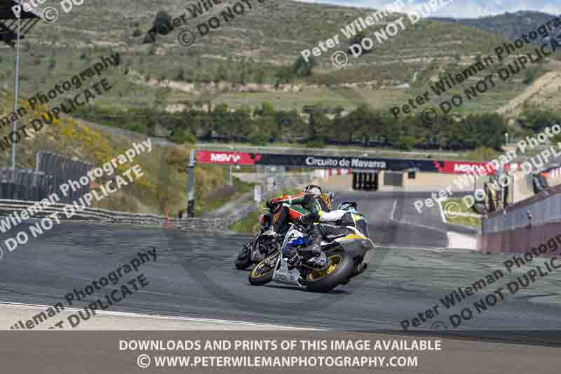 cadwell no limits trackday;cadwell park;cadwell park photographs;cadwell trackday photographs;enduro digital images;event digital images;eventdigitalimages;navarra;no limits trackdays;peter wileman photography;racing digital images;trackday digital images;trackday photos